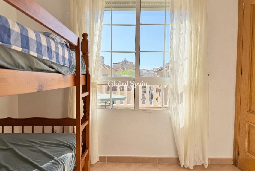 Wederverkoop - HUIS -
GUARDAMAR DEL SEGURA - Guardamar