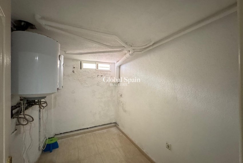 Wederverkoop - HUIS -
GUARDAMAR DEL SEGURA
