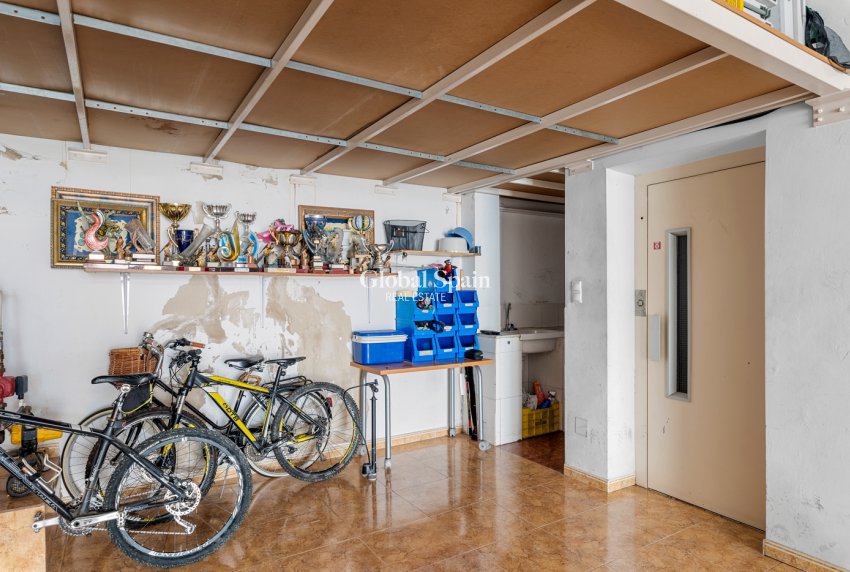 Wederverkoop - Huis -
GUARDAMAR DEL SEGURA