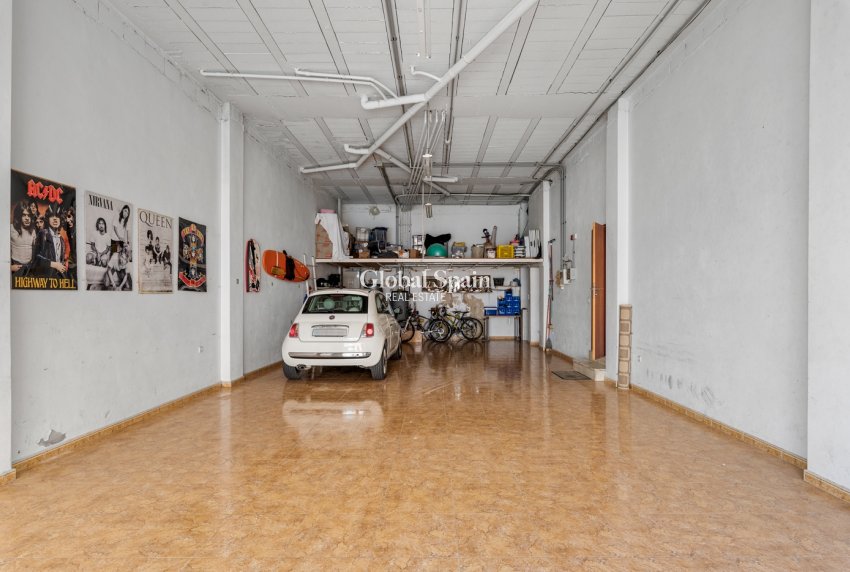 Wederverkoop - Huis -
GUARDAMAR DEL SEGURA