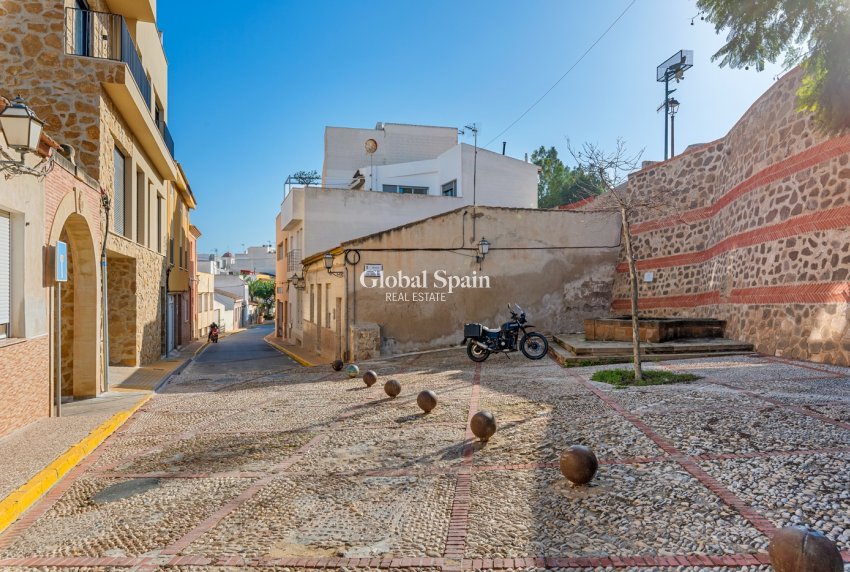 Wederverkoop - Huis -
GUARDAMAR DEL SEGURA