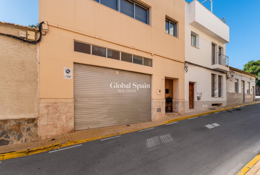 Wederverkoop - Huis -
GUARDAMAR DEL SEGURA