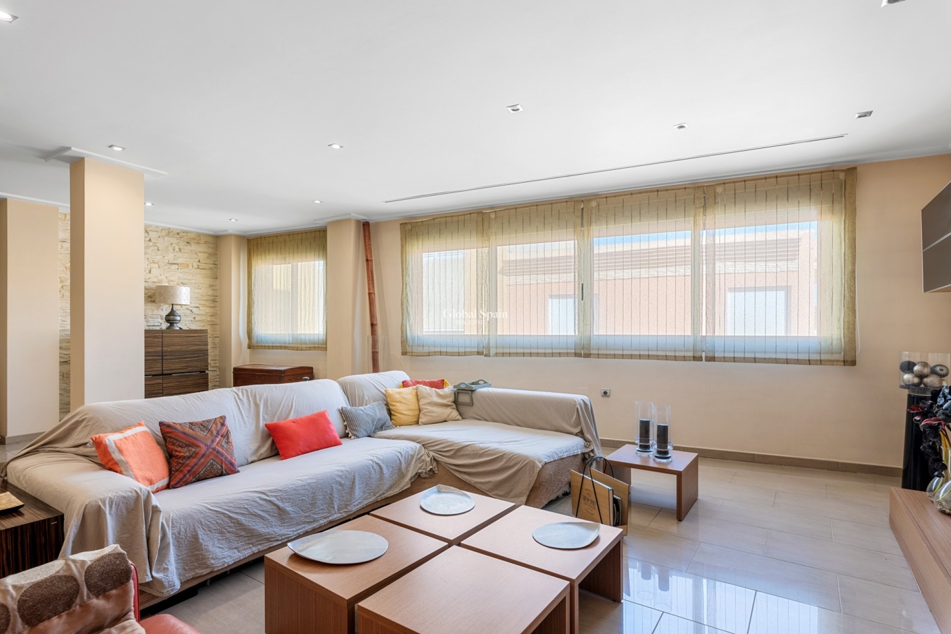 Wederverkoop - Huis -
GUARDAMAR DEL SEGURA