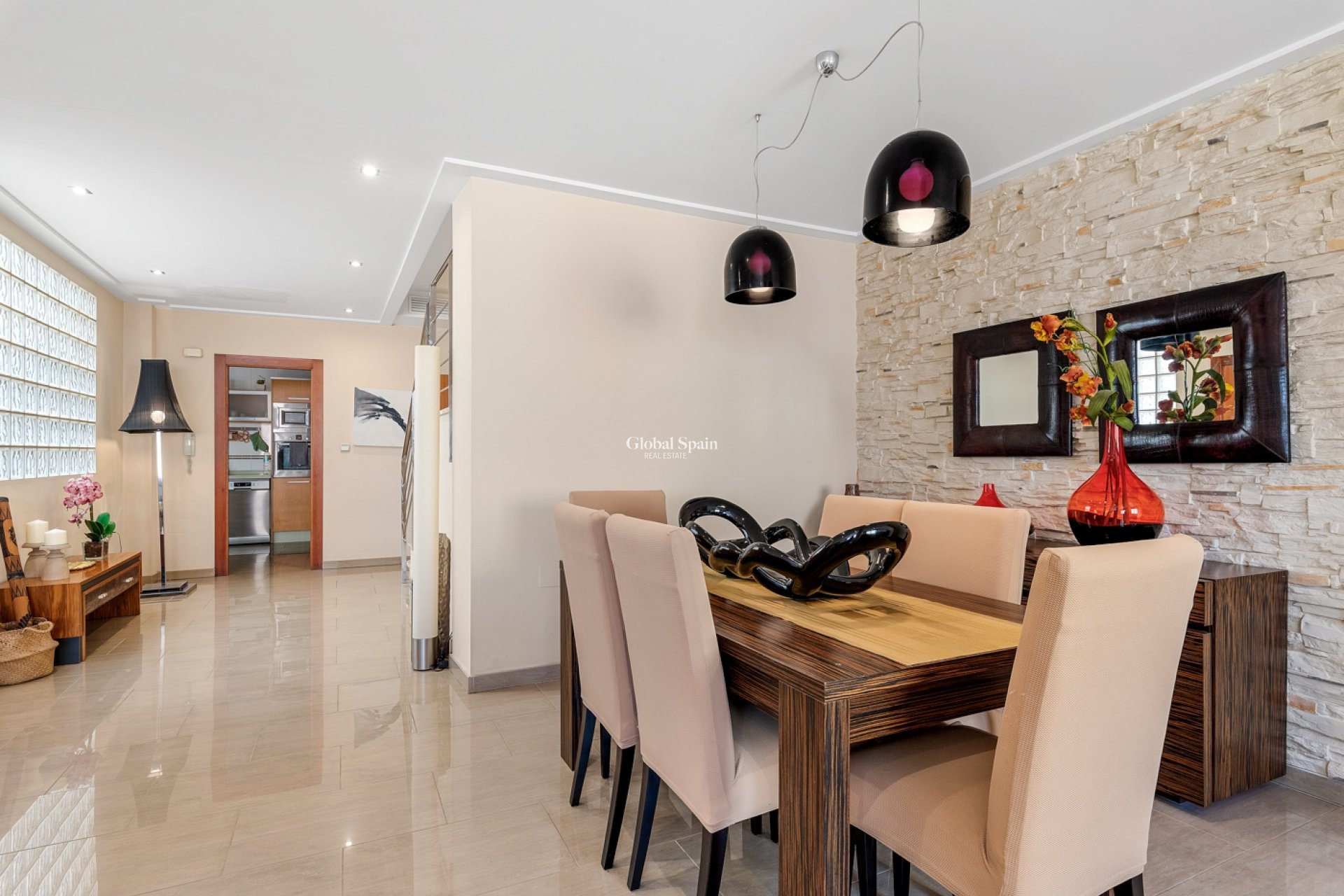 Wederverkoop - Huis -
GUARDAMAR DEL SEGURA