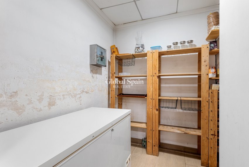 Wederverkoop - Huis -
GUARDAMAR DEL SEGURA