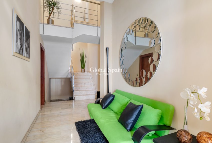 Wederverkoop - Huis -
GUARDAMAR DEL SEGURA