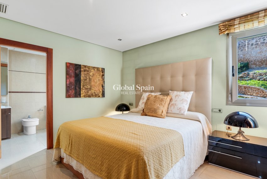 Wederverkoop - Huis -
GUARDAMAR DEL SEGURA