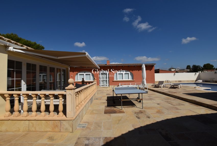 Wederverkoop - HUIS -
HEREDADES - Costa Blanca