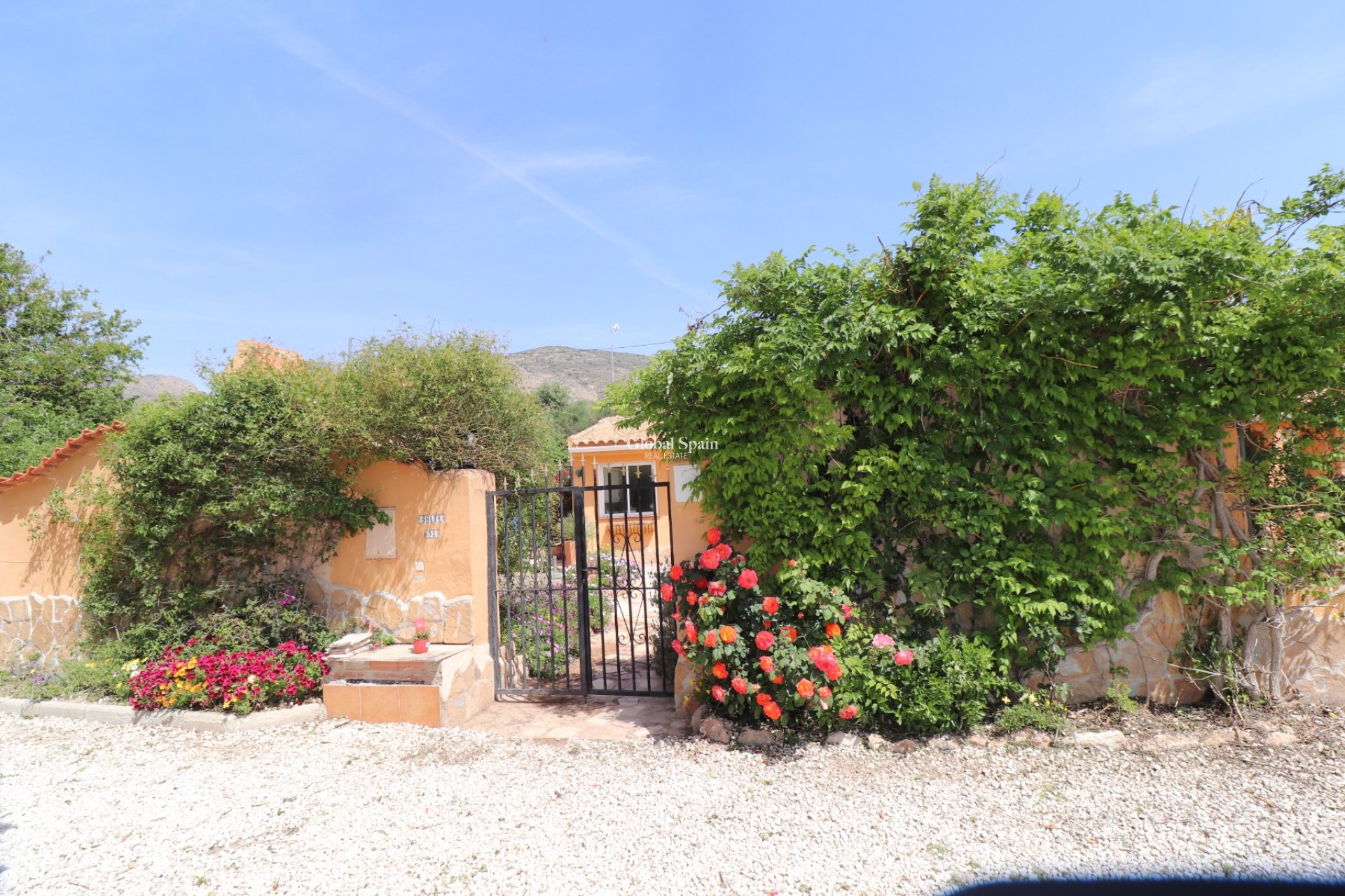 Wederverkoop - HUIS -
HONDÓN DE LAS NIEVES - Inland