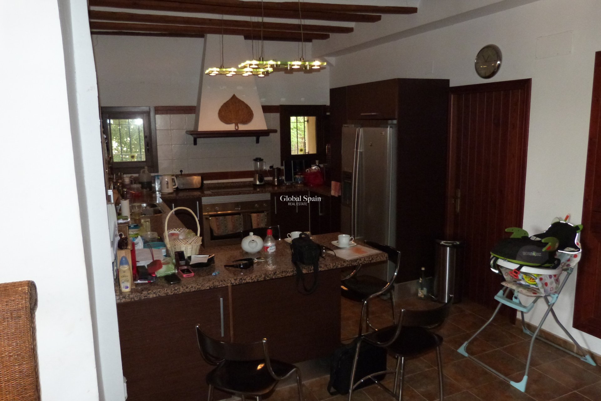 Wederverkoop - HUIS -
Ibi - Ibi - Country