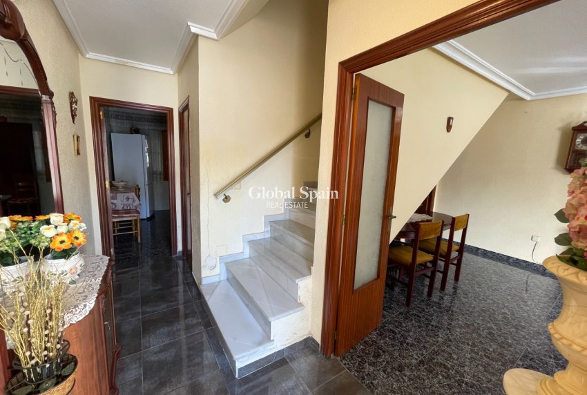 Wederverkoop - Huis -
Jacarilla - Comunidad Valenciana