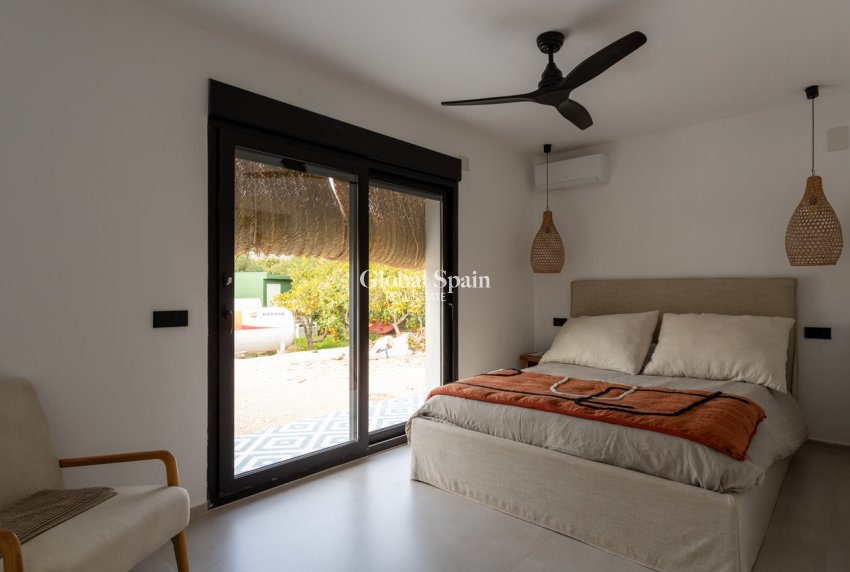 Wederverkoop - HUIS -
JÁVEA - Costa Blanca