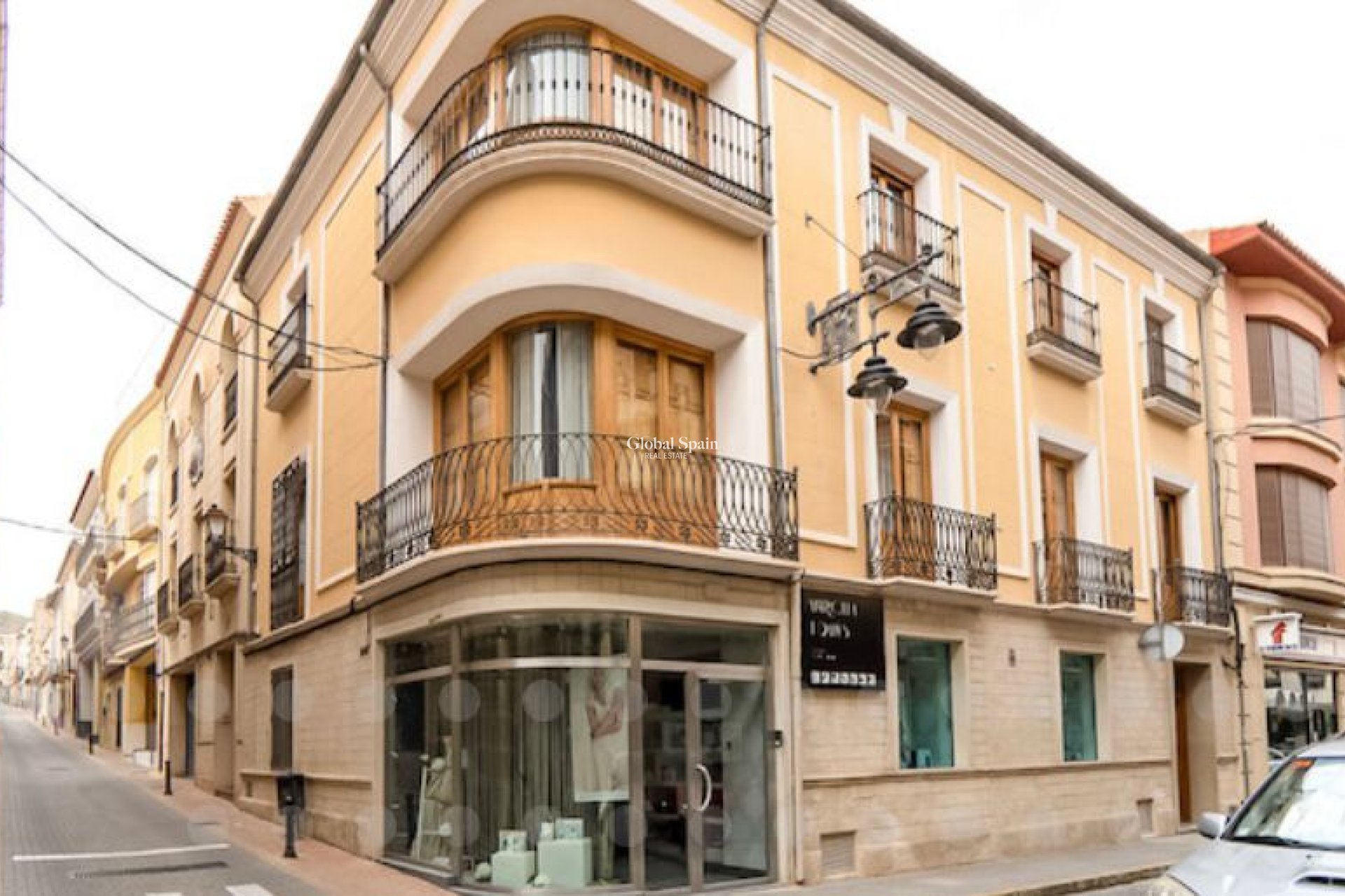 Wederverkoop - HUIS -
JUMILLA - Inland