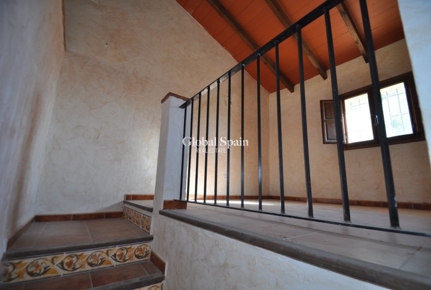 Wederverkoop - HUIS -
JUMILLA - Inland