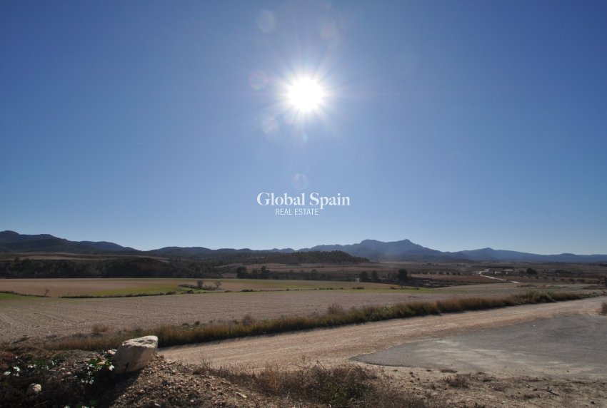 Wederverkoop - HUIS -
JUMILLA - Inland