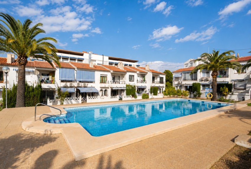 Wederverkoop - HUIS -
L'ALBIR - center