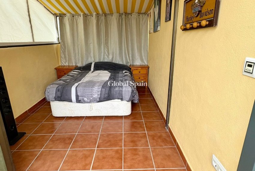 Wederverkoop - HUIS -
L'ALBIR - center