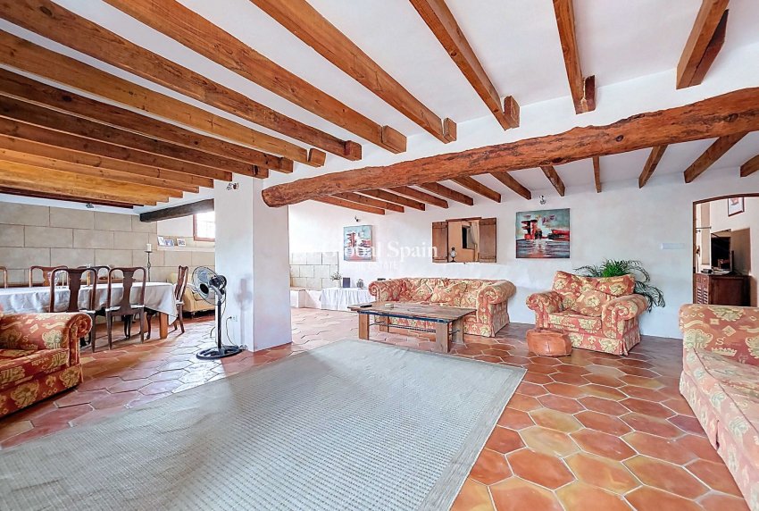 Wederverkoop - HUIS -
LA ALBERQUILLA - La Alberquilla