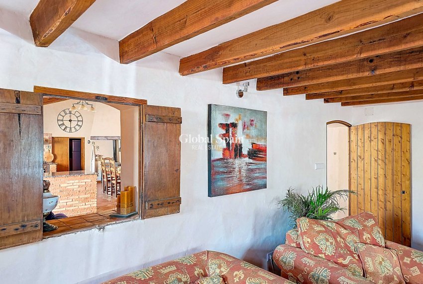 Wederverkoop - HUIS -
LA ALBERQUILLA - La Alberquilla