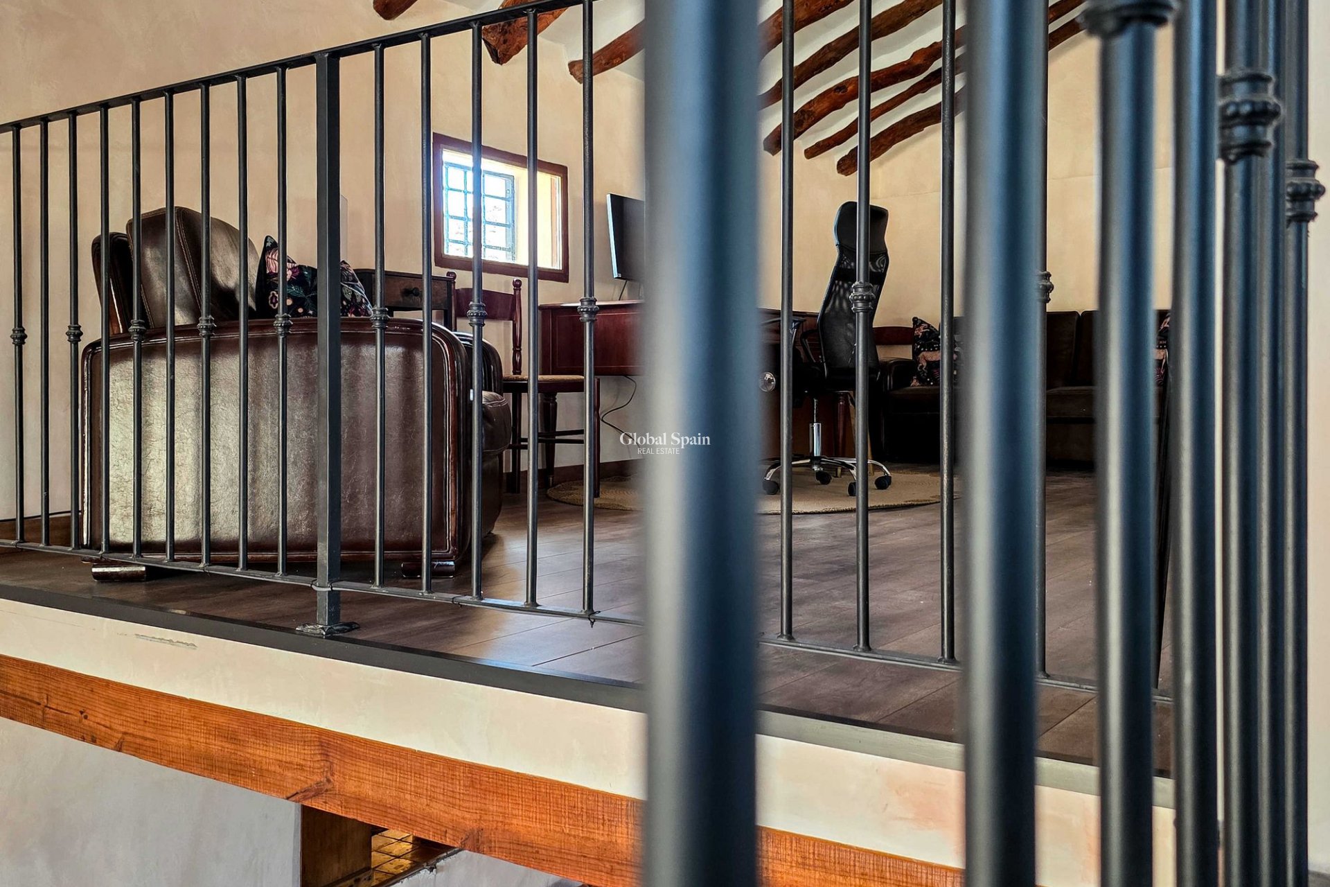 Wederverkoop - HUIS -
LA ALBERQUILLA - La Alberquilla