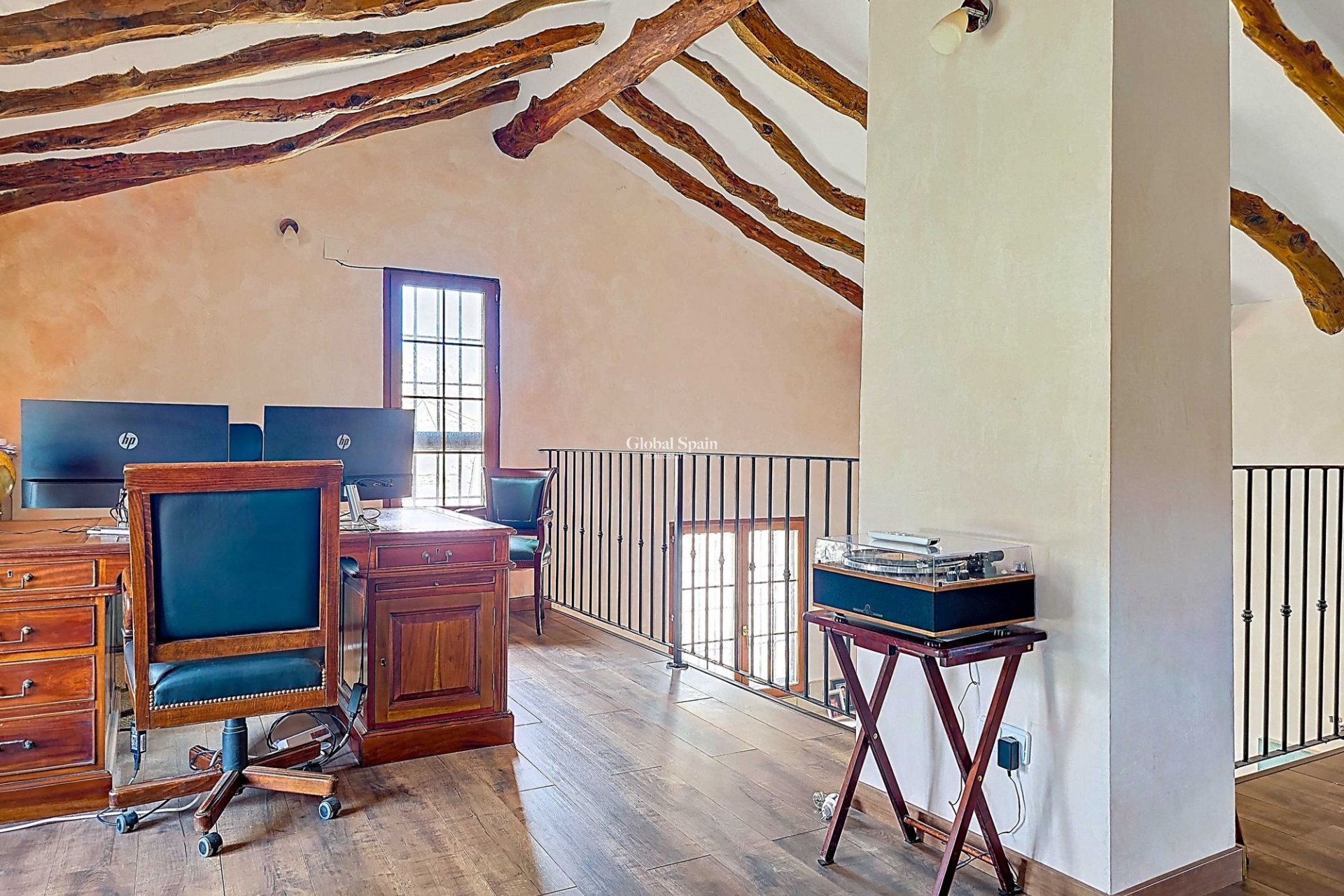 Wederverkoop - HUIS -
LA ALBERQUILLA - La Alberquilla