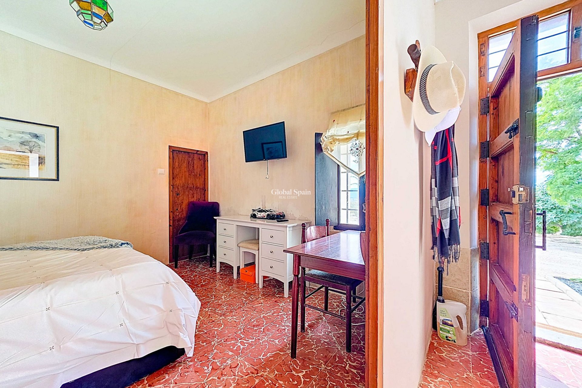 Wederverkoop - HUIS -
LA ALBERQUILLA - La Alberquilla