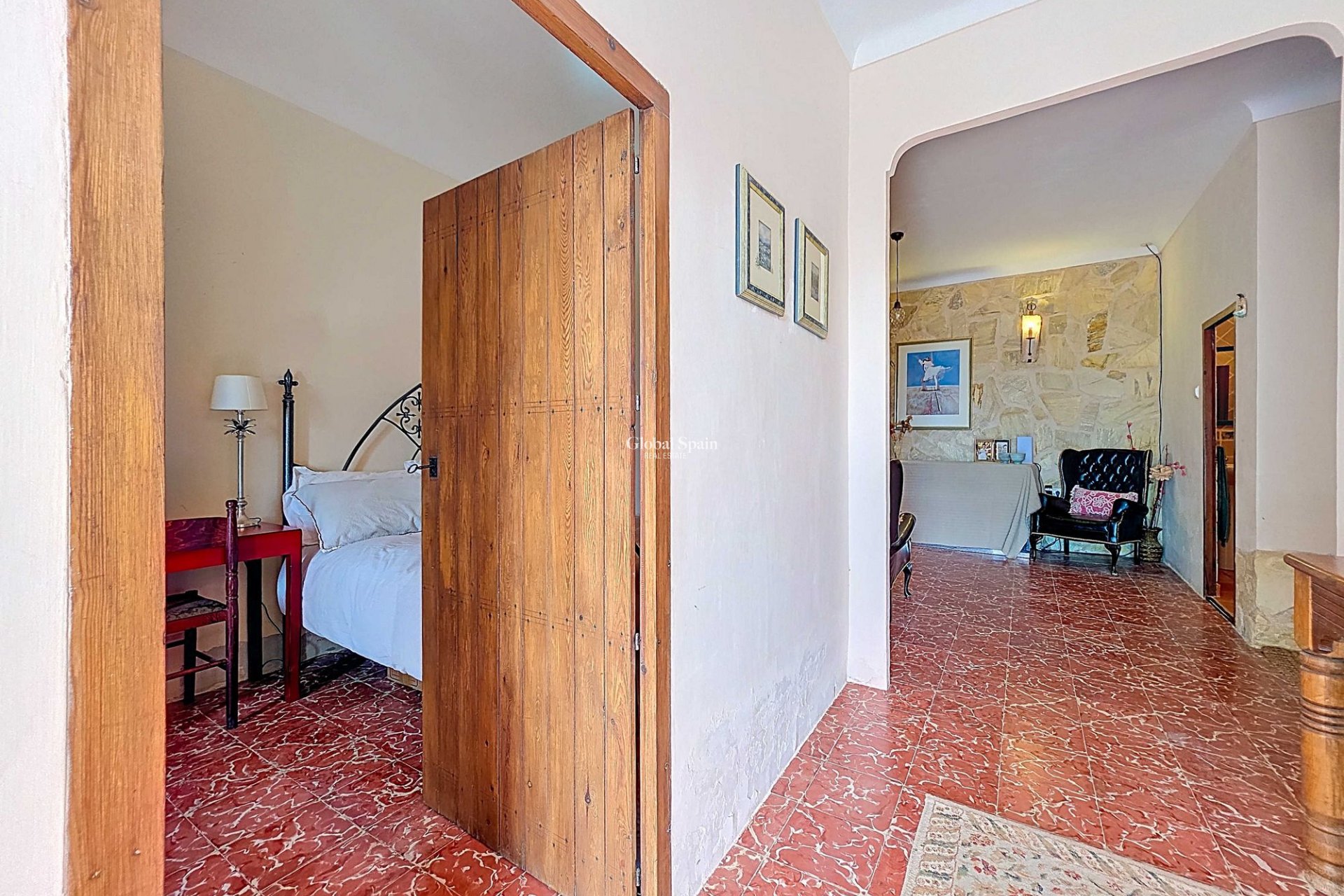 Wederverkoop - HUIS -
LA ALBERQUILLA - La Alberquilla