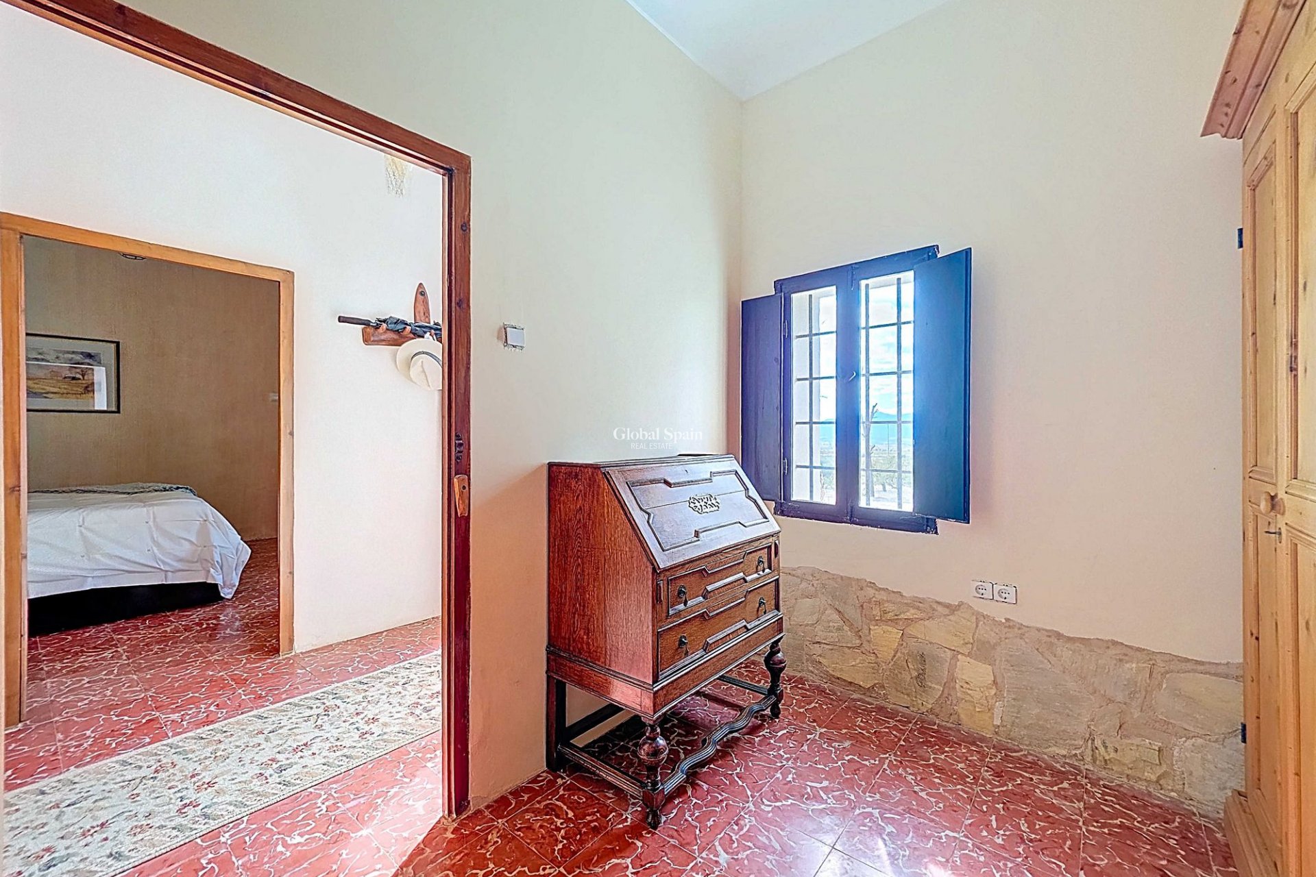 Wederverkoop - HUIS -
LA ALBERQUILLA - La Alberquilla