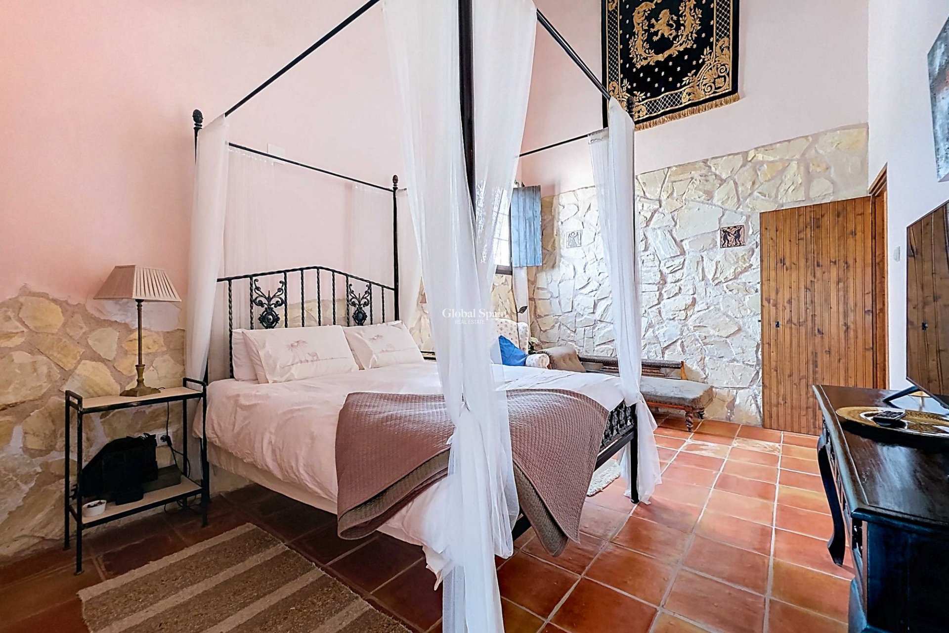 Wederverkoop - HUIS -
LA ALBERQUILLA - La Alberquilla