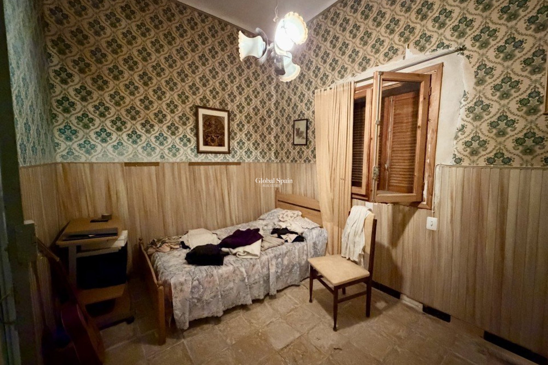 Wederverkoop - HUIS -
LA MARINA - Costa Blanca