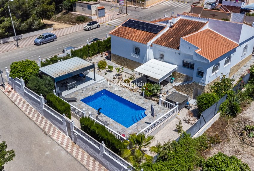 Wederverkoop - HUIS -
LA MARINA