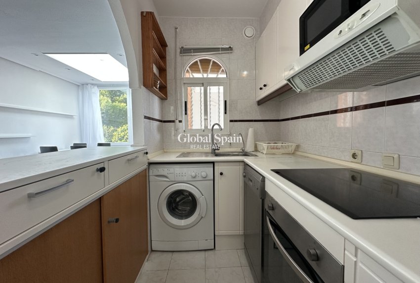 Wederverkoop - HUIS -
LA MATA - Costa Blanca