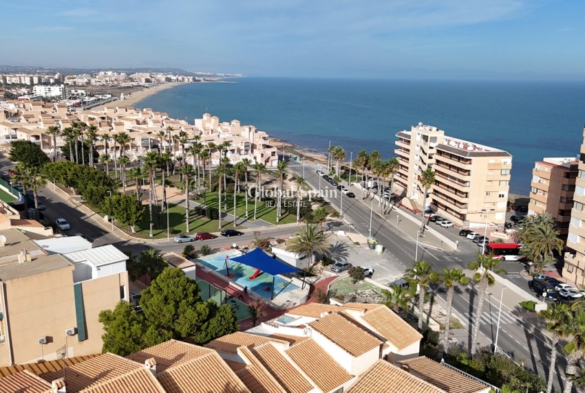Wederverkoop - HUIS -
LA MATA - Costa Blanca