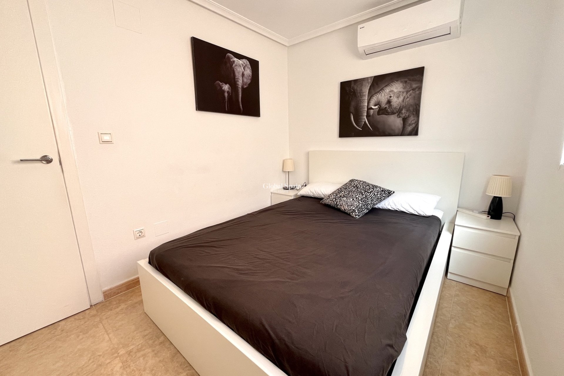 Wederverkoop - HUIS -
LA MATA - Costa Blanca