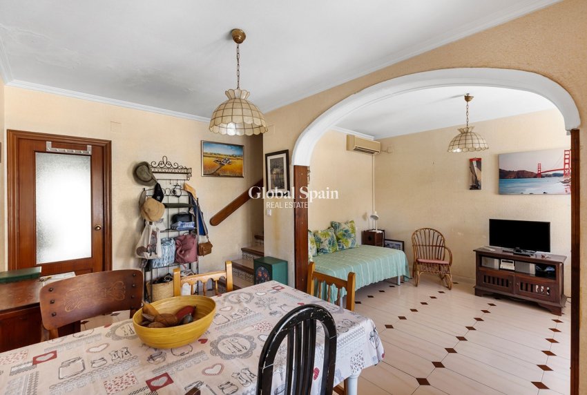 Wederverkoop - HUIS -
LA MATA - Costa Blanca