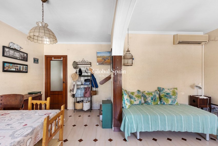 Wederverkoop - HUIS -
LA MATA - Costa Blanca