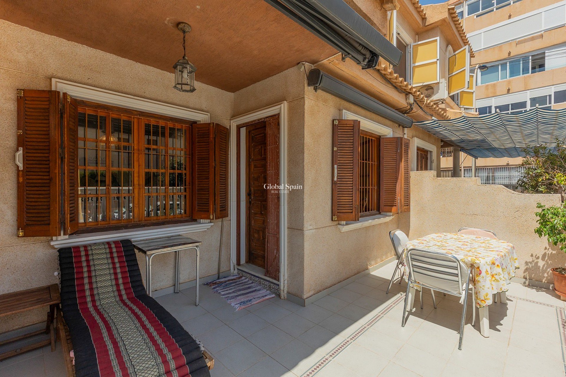 Wederverkoop - HUIS -
LA MATA - Costa Blanca