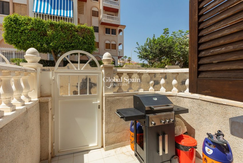Wederverkoop - HUIS -
LA MATA - Costa Blanca