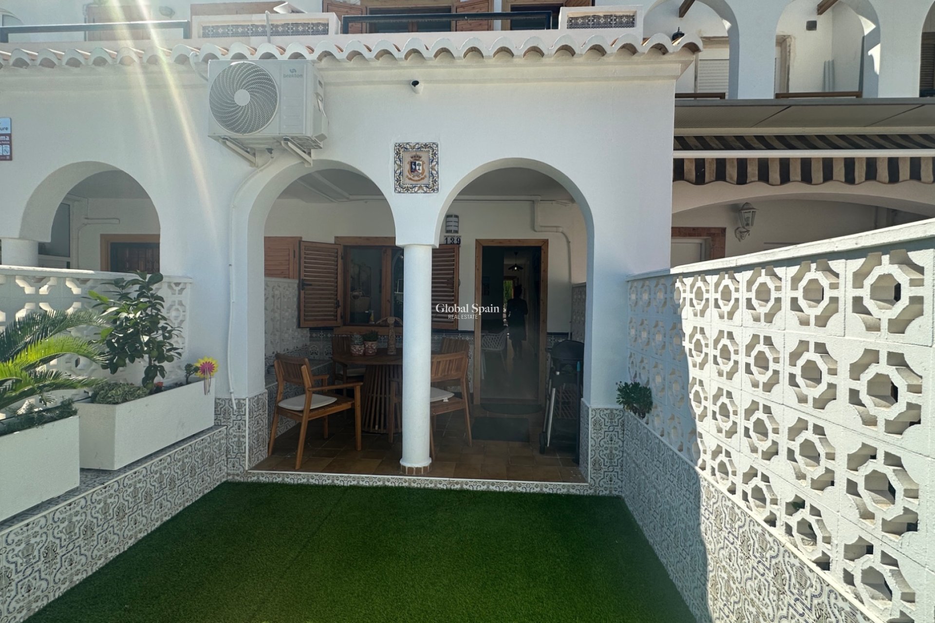 Wederverkoop - HUIS -
LA MATA - Costa Blanca