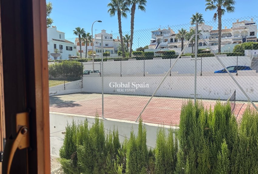 Wederverkoop - HUIS -
LA MATA - Costa Blanca