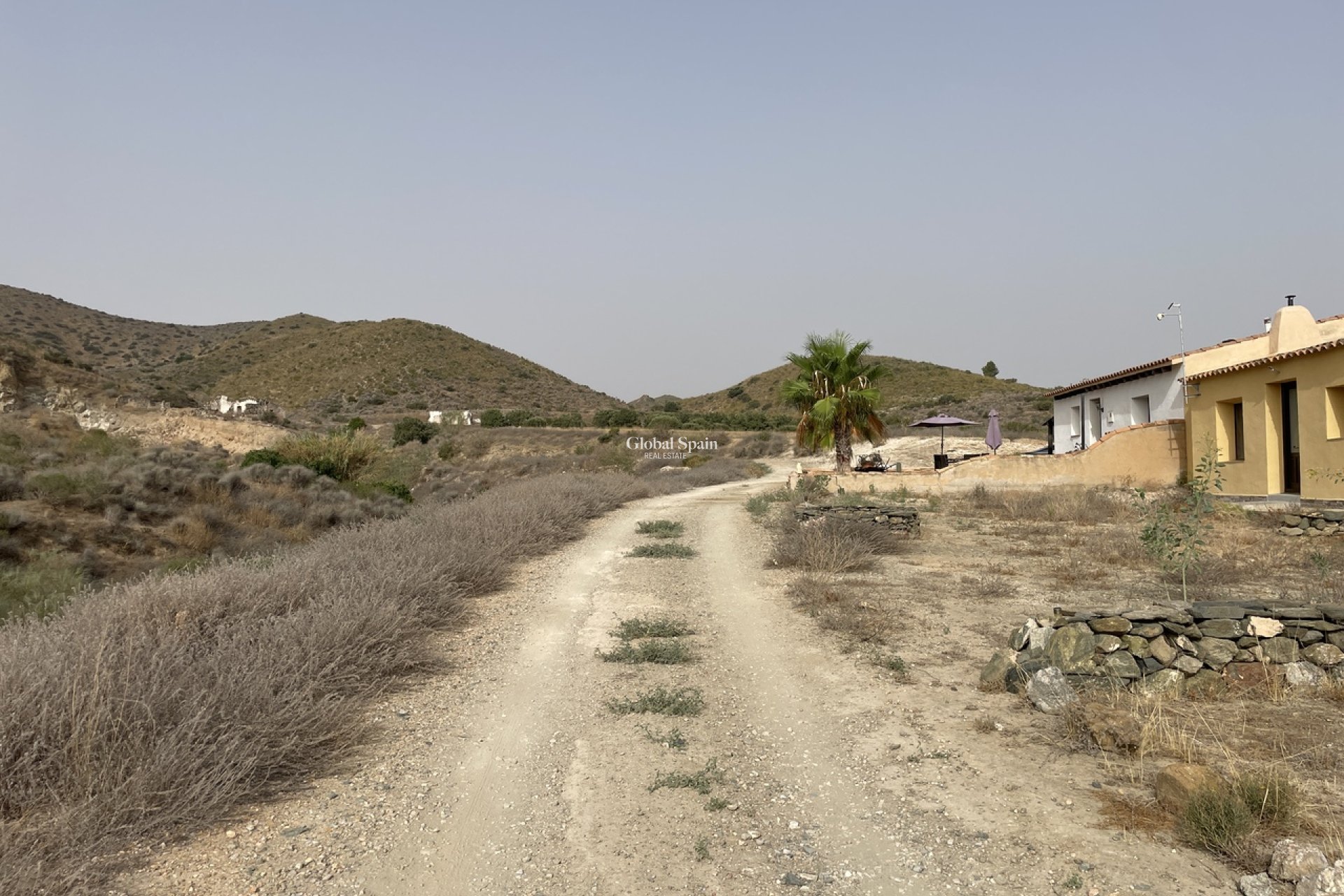 Wederverkoop - HUIS -
LA PINILLA - Inland