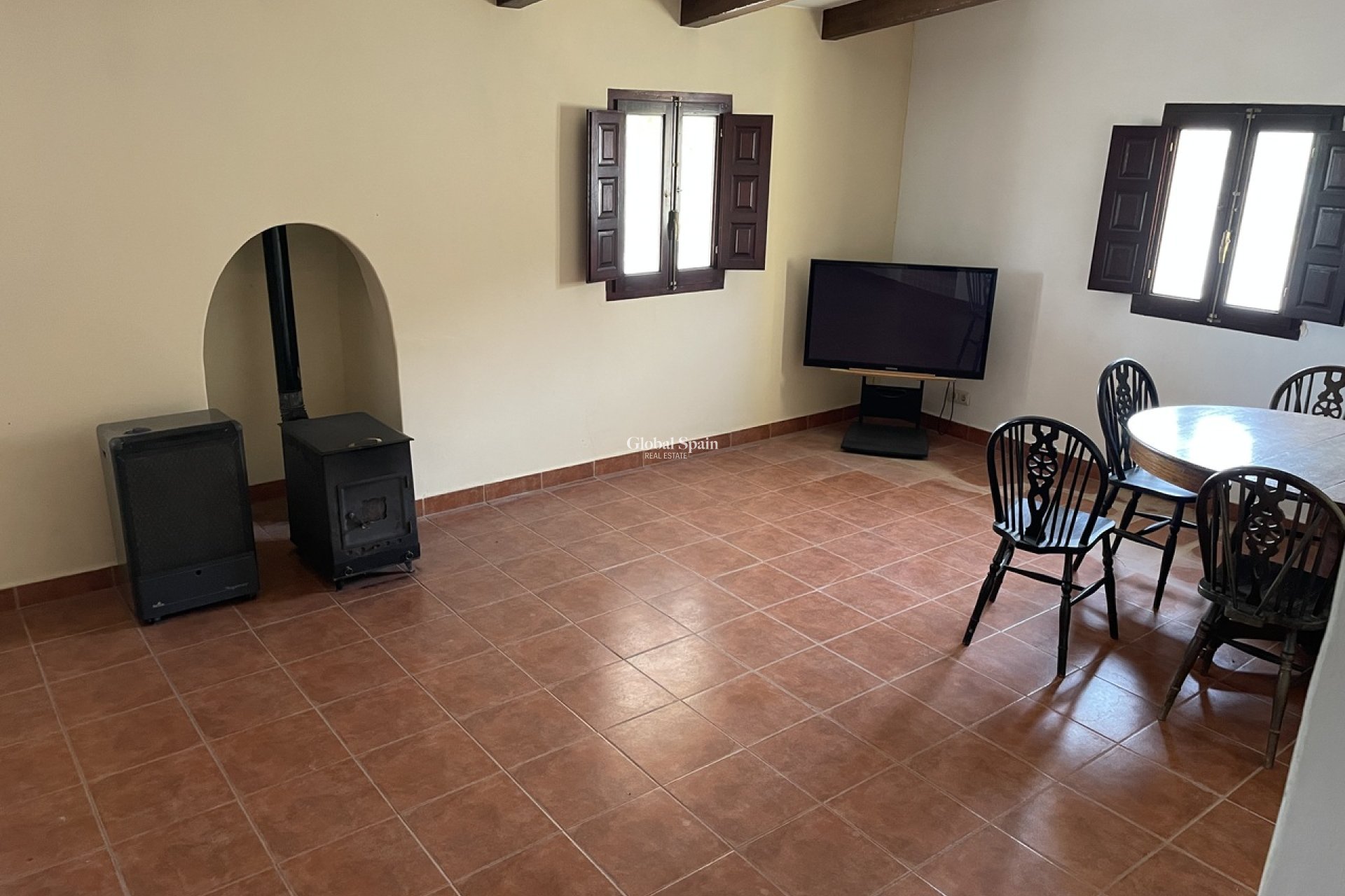 Wederverkoop - HUIS -
LA PINILLA - Inland