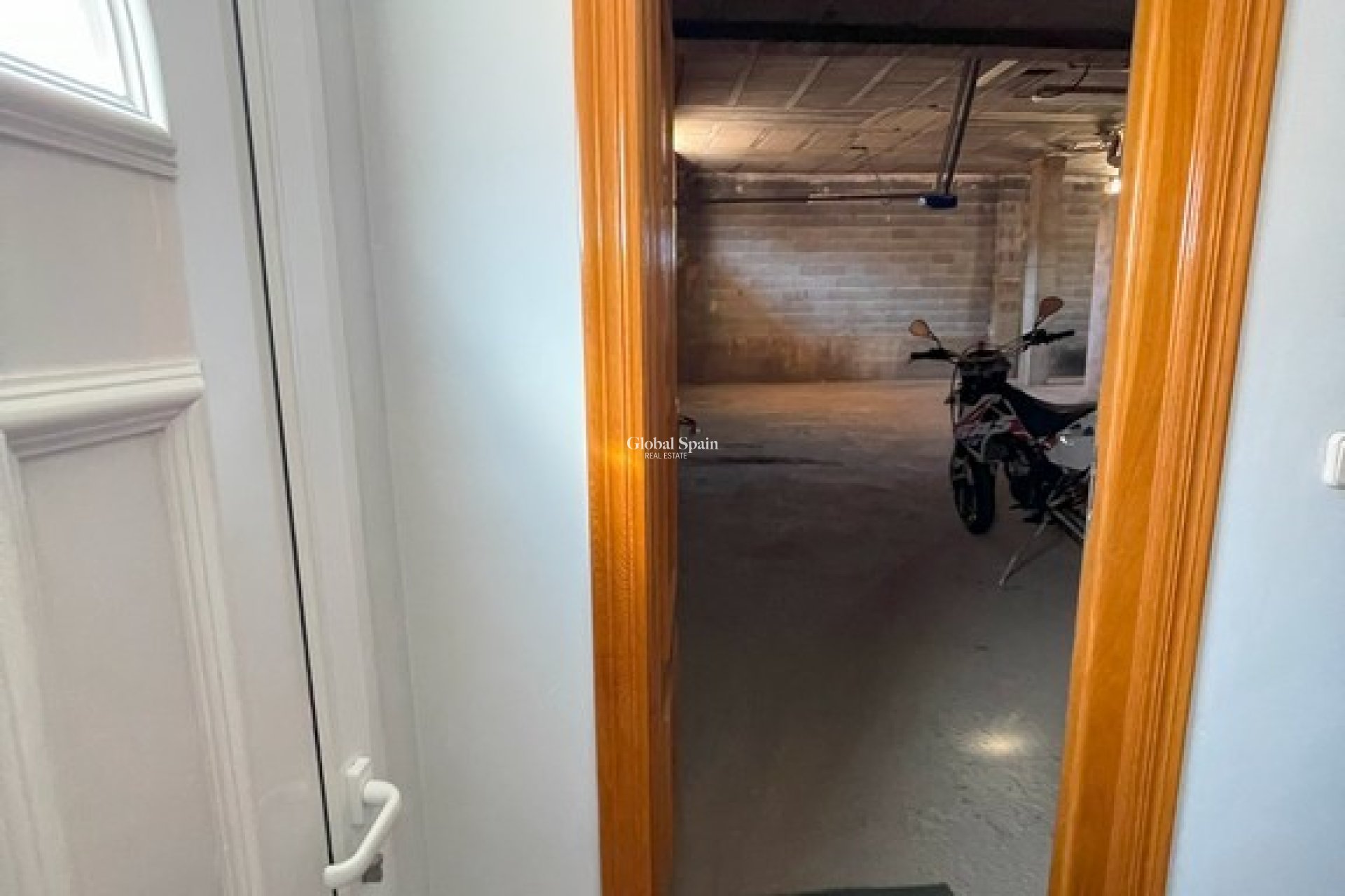 Wederverkoop - HUIS -
LA UNIÓN - Costa Calida