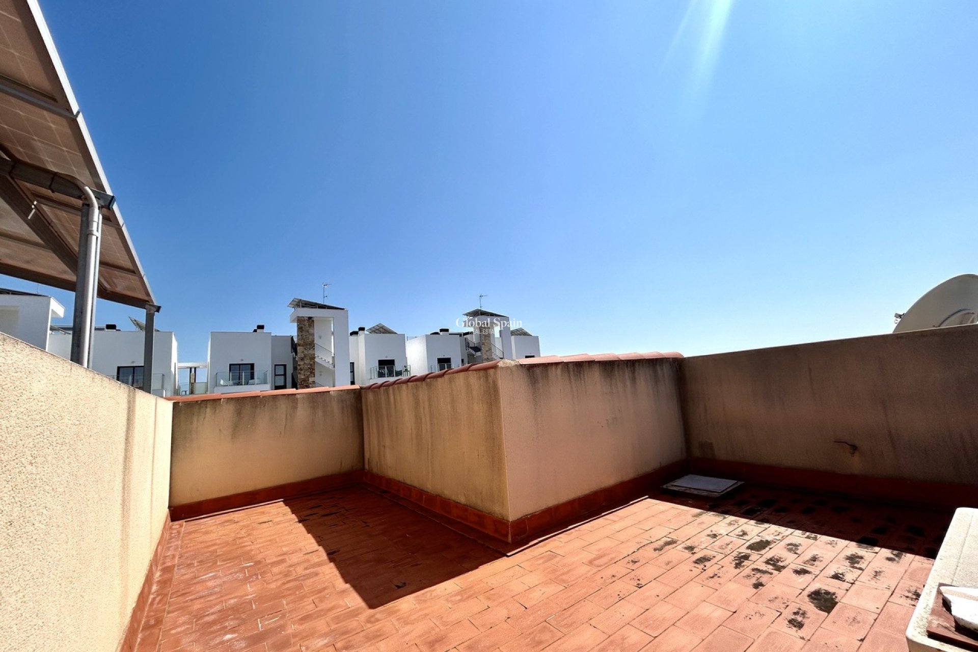 Wederverkoop - HUIS -
LA ZENIA - Costa Blanca