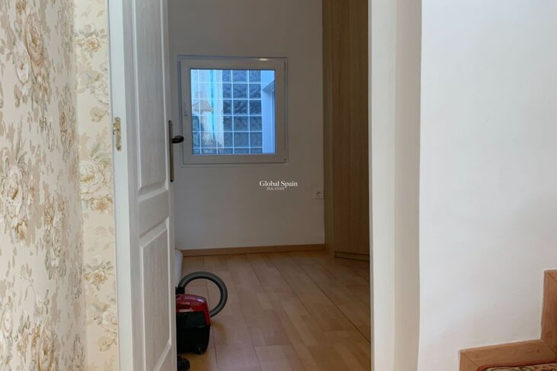 Wederverkoop - HUIS -
LA ZENIA - Costa Blanca