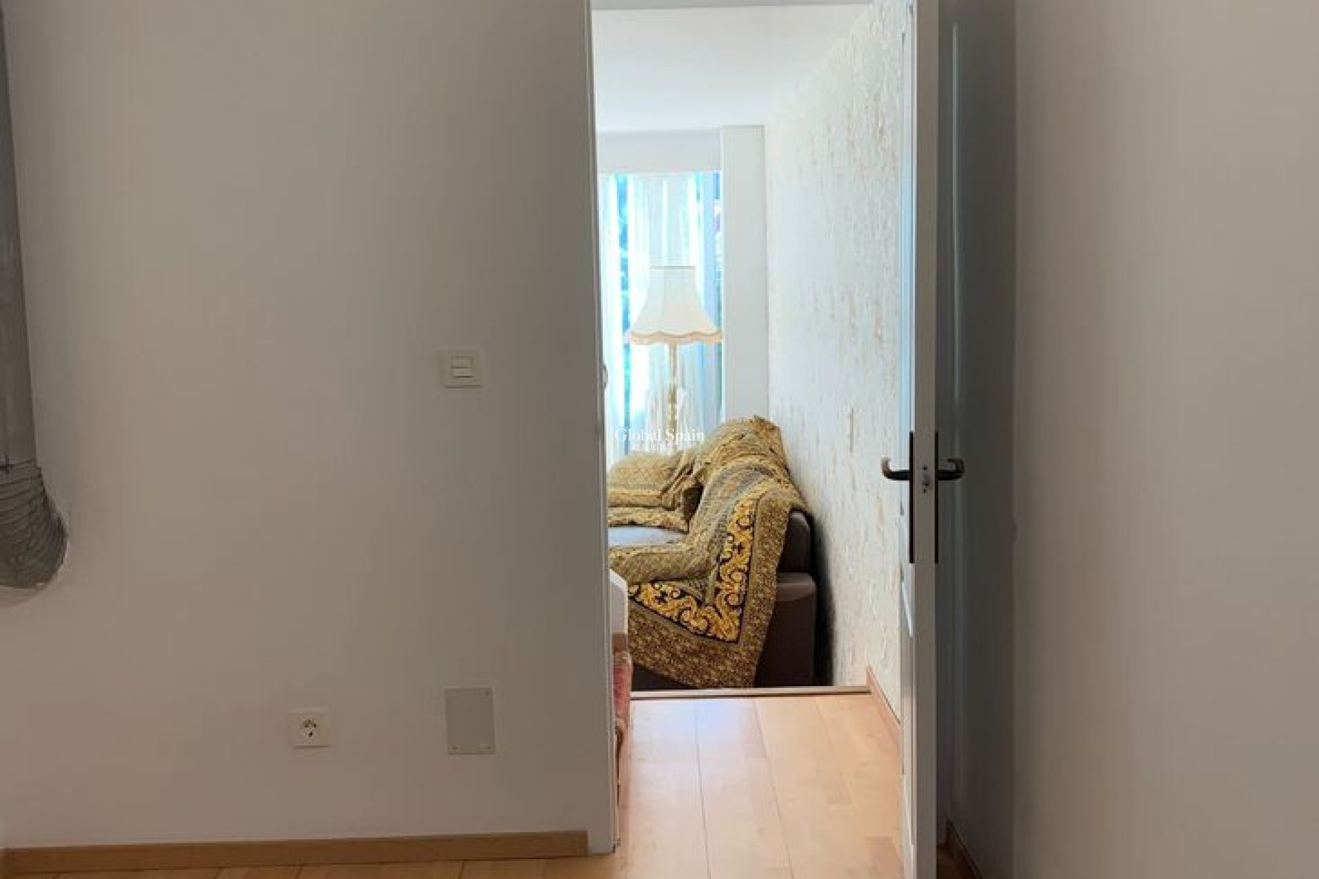 Wederverkoop - HUIS -
LA ZENIA - Costa Blanca