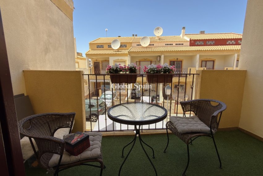 Wederverkoop - HUIS -
LA ZENIA - Costa Blanca