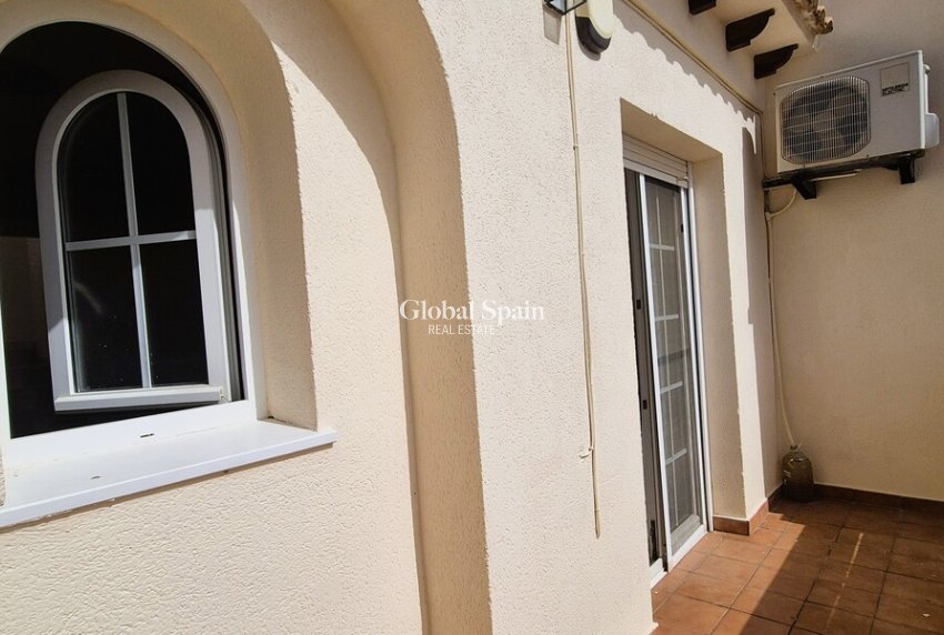 Wederverkoop - HUIS -
LAS RAMBLAS GOLF - Inland
