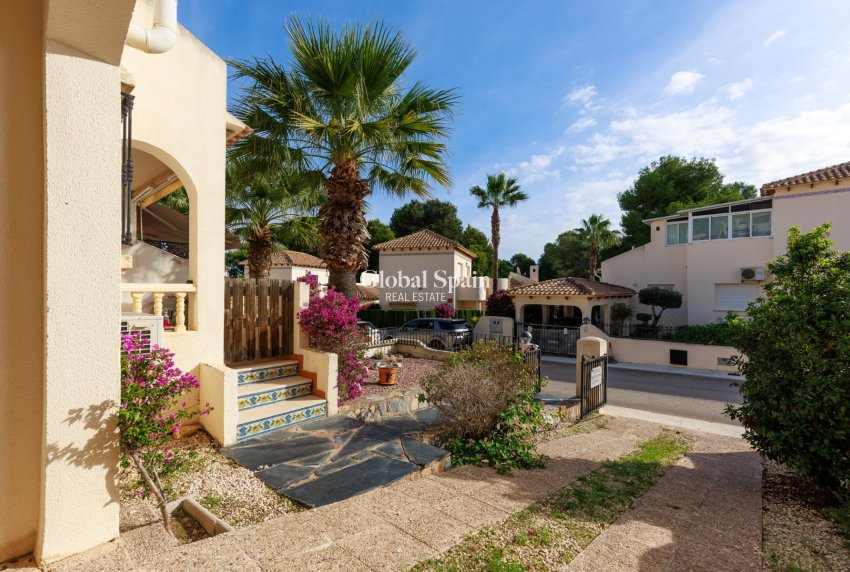 Wederverkoop - HUIS -
LAS RAMBLAS GOLF - Inland