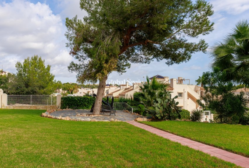 Wederverkoop - HUIS -
LAS RAMBLAS GOLF - Inland